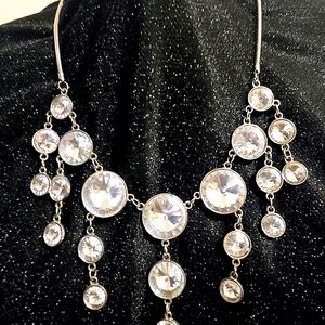 Elegant Silver Necklace with Crystal Accents